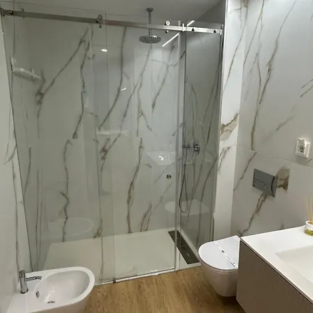 New Douro Tower 203 With Shared Pool And Parking Vila Nova de Gaia