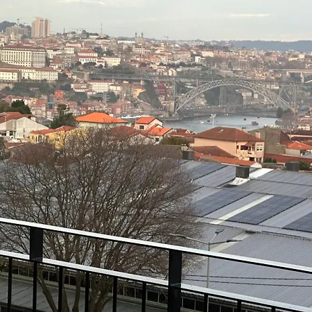New Douro Tower 203 With Shared Pool And Parking וילה נובה דה גאיה